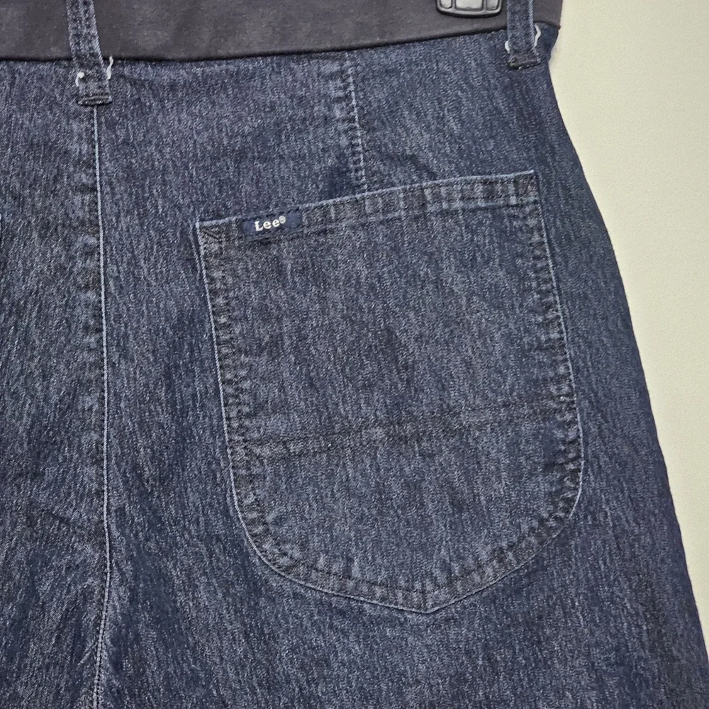 Lee Women's‎ Jeans Size 10 Blue Short Dark Wash Elastic Waistband Pockets 443226
